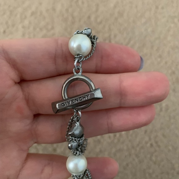 Givenchy bracelet - Picture 3 of 3